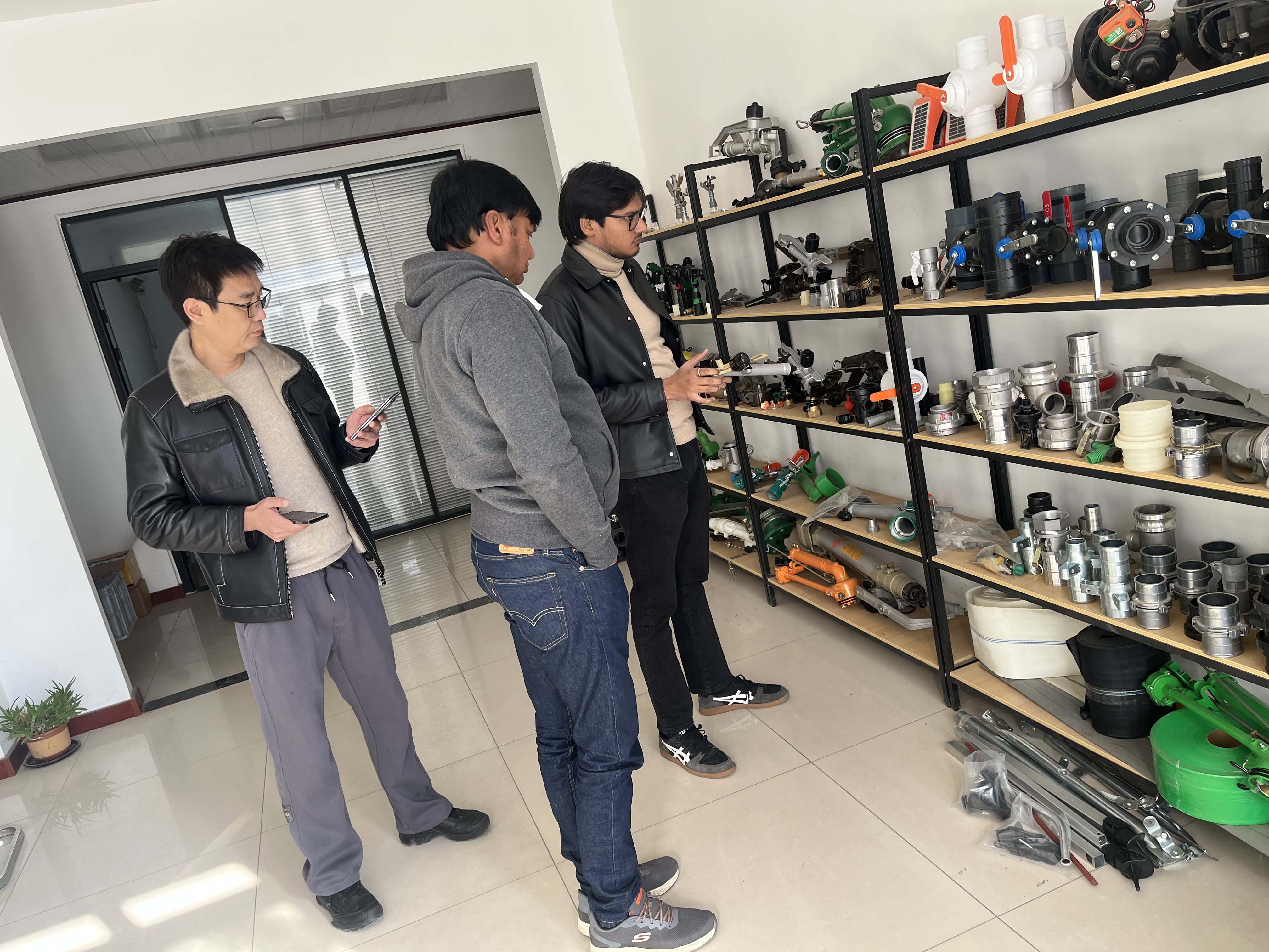 大理NS40 涡轮喷枪获客户青睐 洽谈批量合作